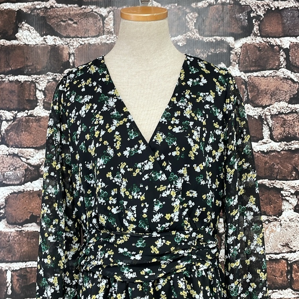 Vince Camuto Blouse Women's M Medium Black Floral Long Sleeve V-Neck Top Shirt - Picture 7 of 16